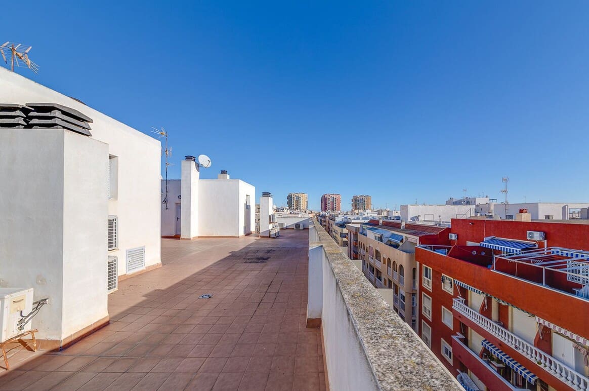 3 sovrum Lägenhet till salu i Torrevieja - 179 000 € (Ref: 10175556)