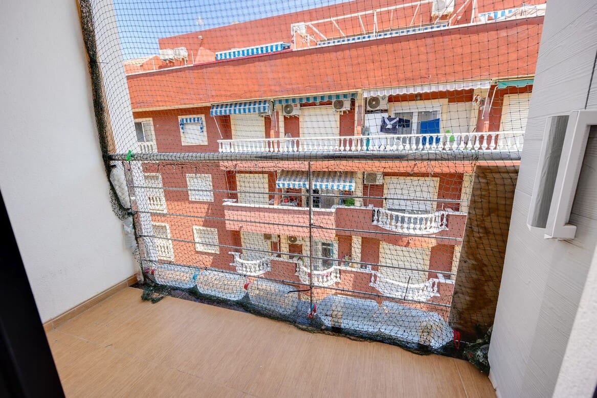 3 sovrum Lägenhet till salu i Torrevieja - 179 000 € (Ref: 10175556)