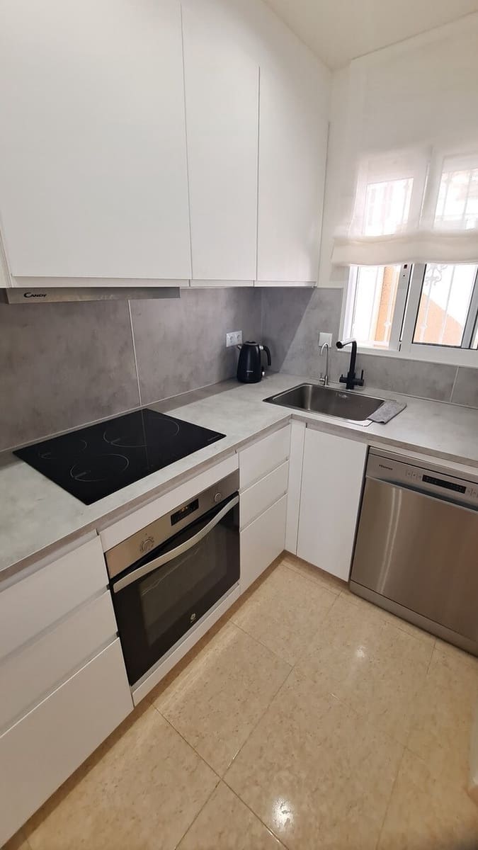 2 soverom Hus til salgs i Orihuela Costa med svømmebasseng garasje - € 194 995 (Ref: 10175871)