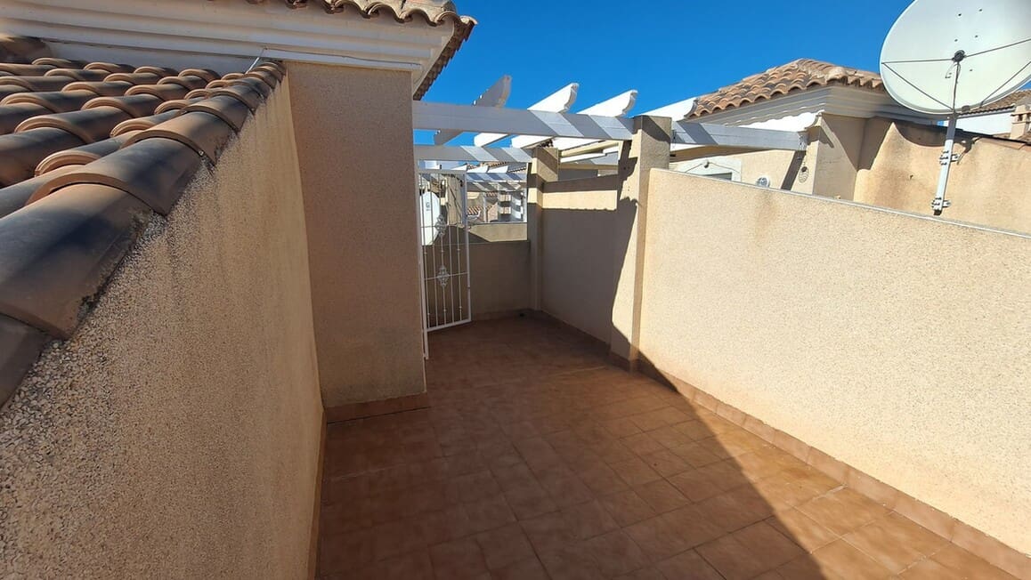 2 soverom Hus til salgs i Orihuela Costa med svømmebasseng garasje - € 194 995 (Ref: 10175871)