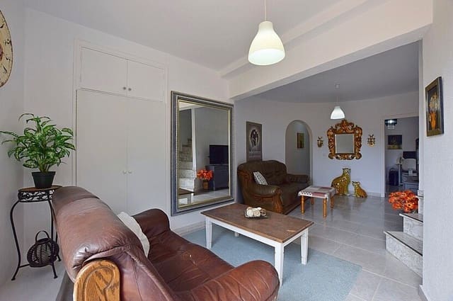 6 sypialnia Willa na sprzedaż w Las Filipinas z basenem garażem - 449 900 € (Ref: 10175872)