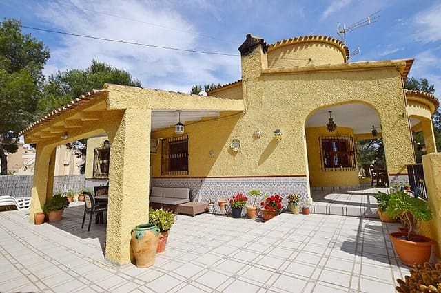 6 sypialnia Willa na sprzedaż w Las Filipinas z basenem garażem - 449 900 € (Ref: 10175872)