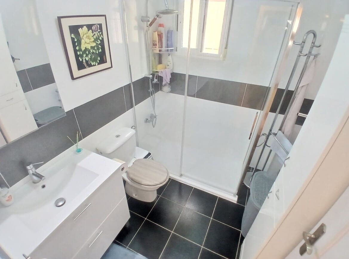 3 soveværelse Villa til salg i Orihuela Costa med swimmingpool - € 299.950 (Ref: 10175874)