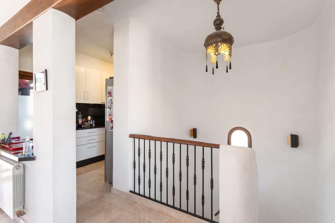 4 soveværelse Villa til salg i Orihuela Costa med swimmingpool garage - € 750.000 (Ref: 10175875)