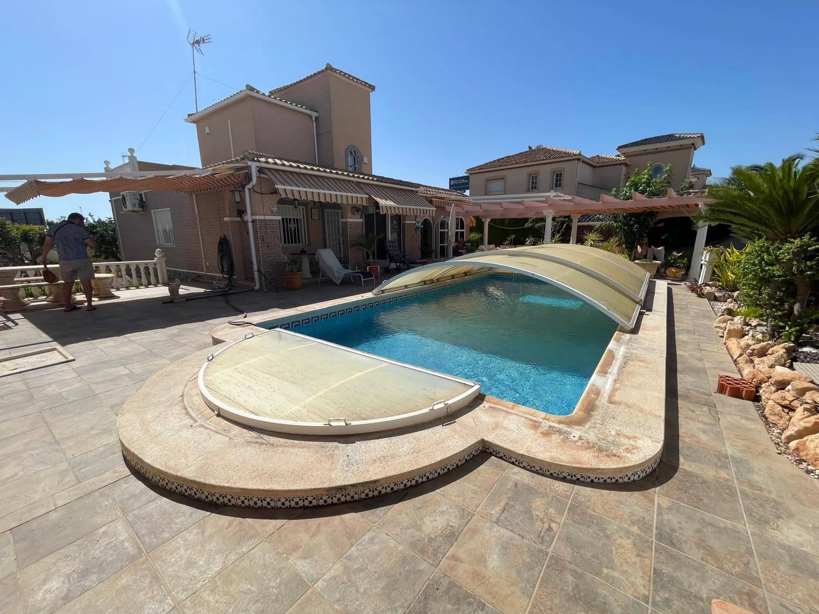 4 slaapkamer Villa te koop in Cabo Roig met zwembad garage - € 560.000 (Ref: 10175876)
