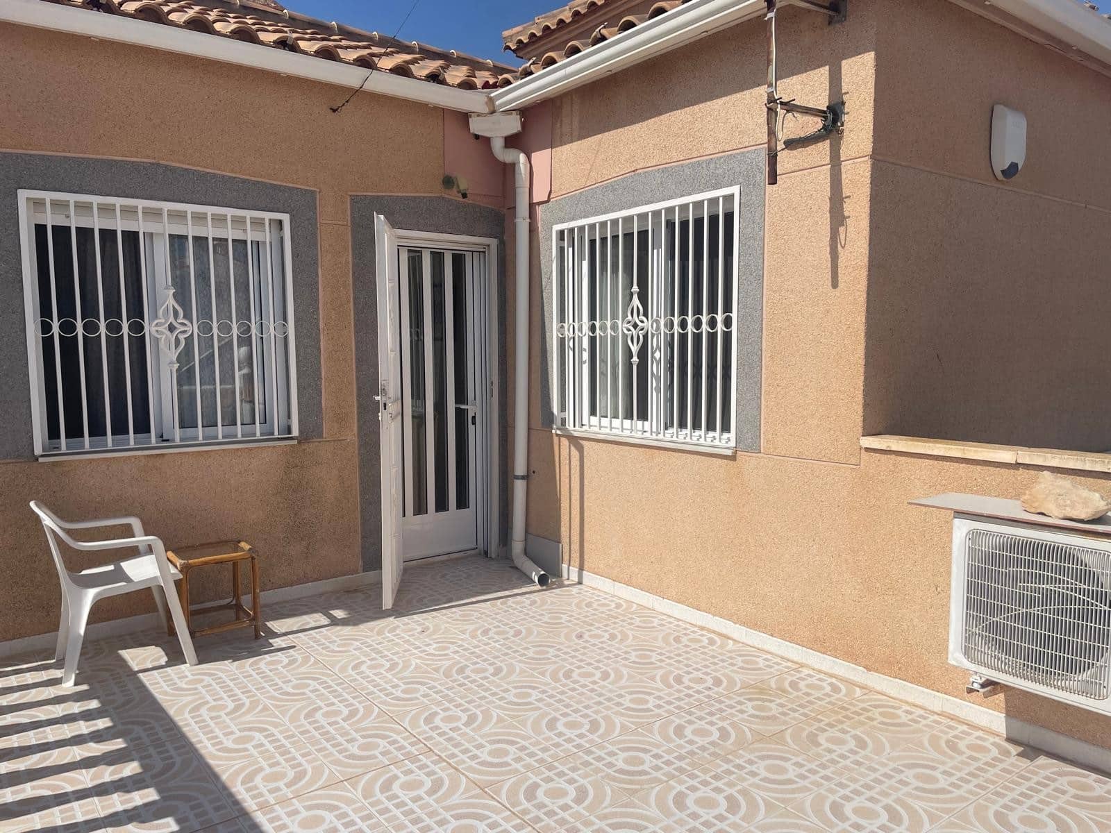 4 slaapkamer Villa te koop in Cabo Roig met zwembad garage - € 560.000 (Ref: 10175876)