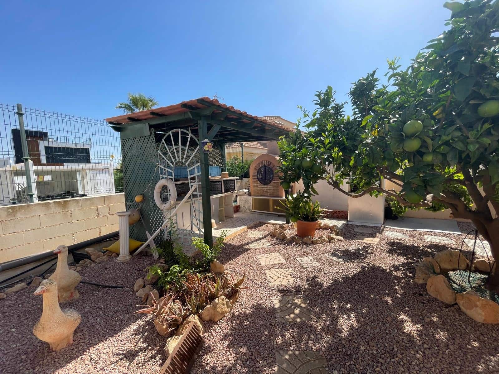 4 slaapkamer Villa te koop in Cabo Roig met zwembad garage - € 560.000 (Ref: 10175876)