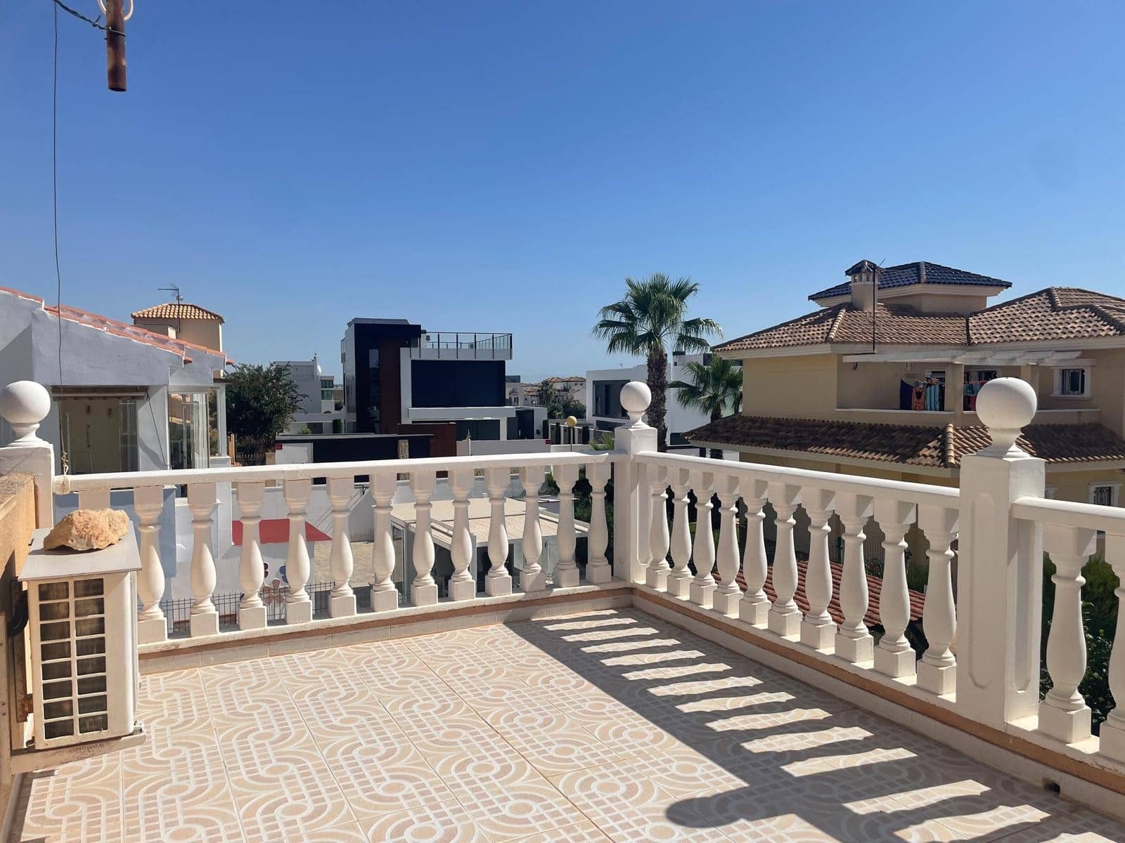4 slaapkamer Villa te koop in Cabo Roig met zwembad garage - € 560.000 (Ref: 10175876)