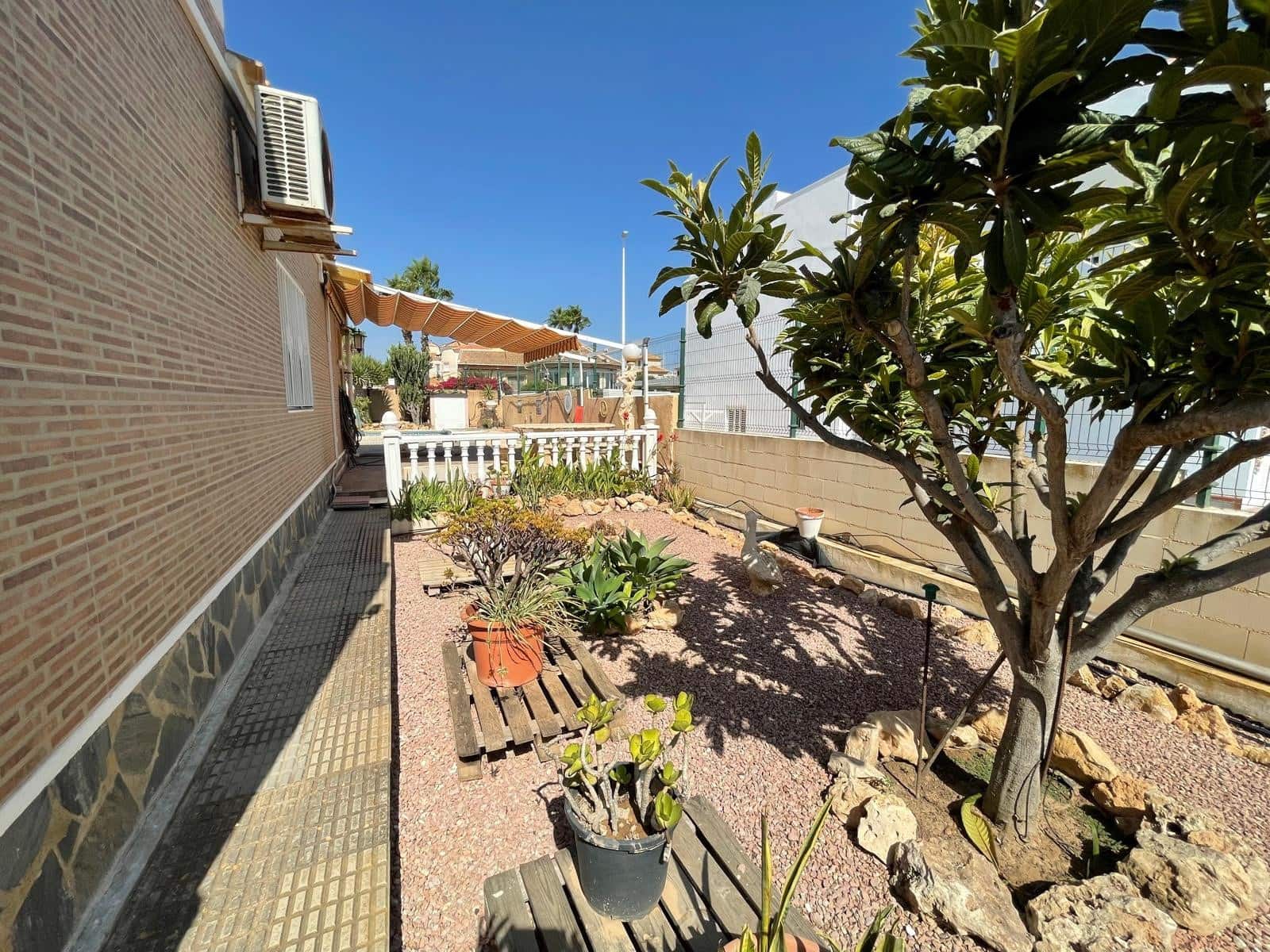 4 slaapkamer Villa te koop in Cabo Roig met zwembad garage - € 560.000 (Ref: 10175876)