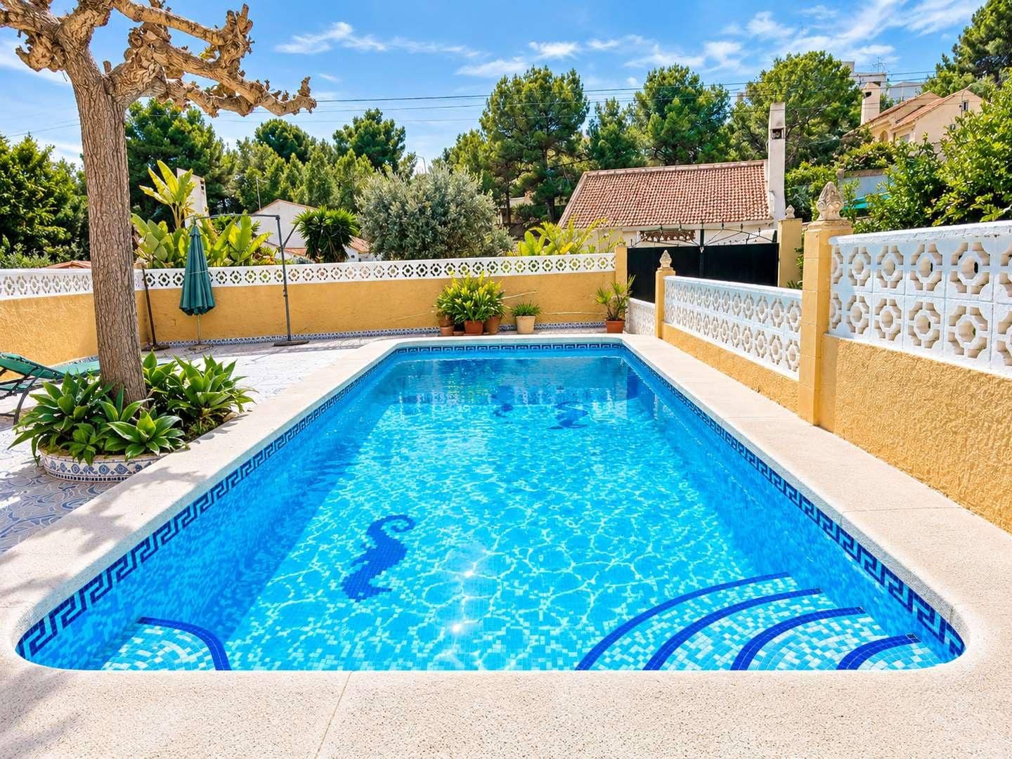 3 slaapkamer Villa te koop in San Miguel de Salinas met zwembad garage - € 369.000 (Ref: 10176964)