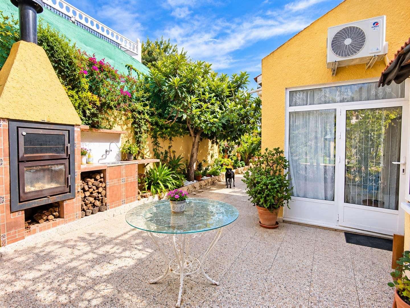 3 slaapkamer Villa te koop in San Miguel de Salinas met zwembad garage - € 369.000 (Ref: 10176964)