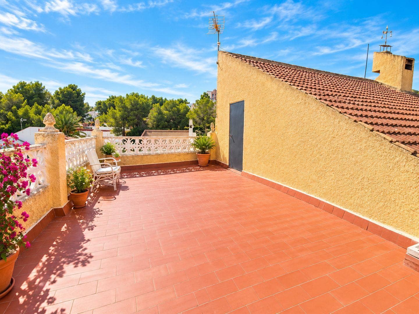 3 slaapkamer Villa te koop in San Miguel de Salinas met zwembad garage - € 369.000 (Ref: 10176964)
