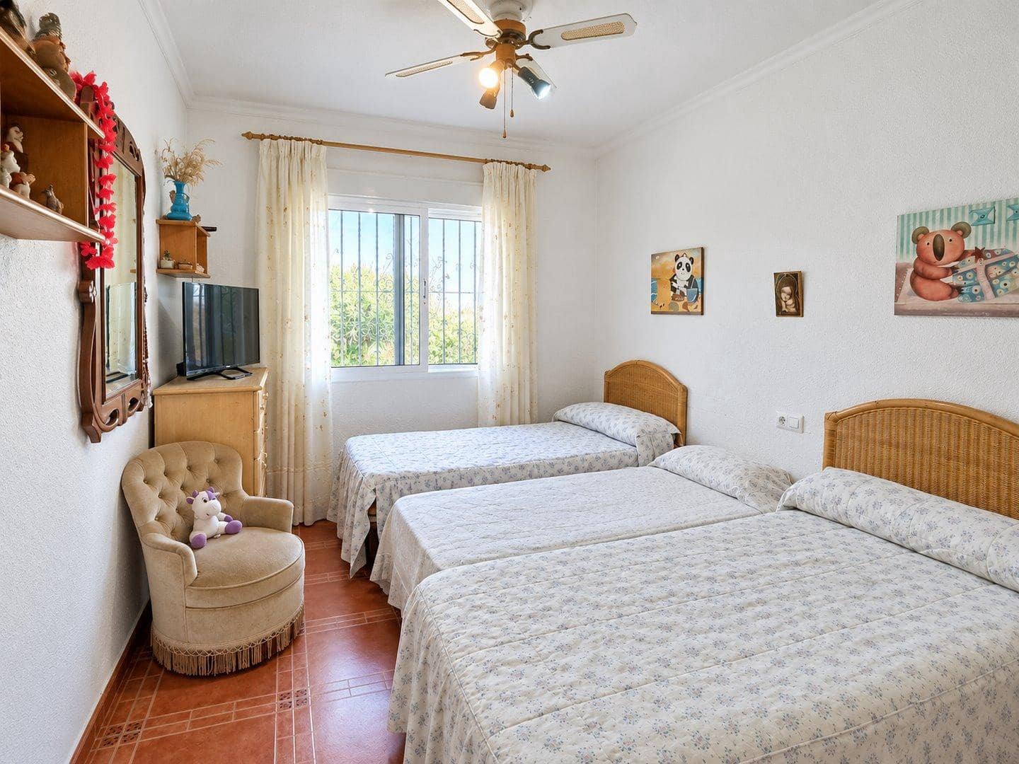 3 slaapkamer Villa te koop in San Miguel de Salinas met zwembad garage - € 369.000 (Ref: 10176964)