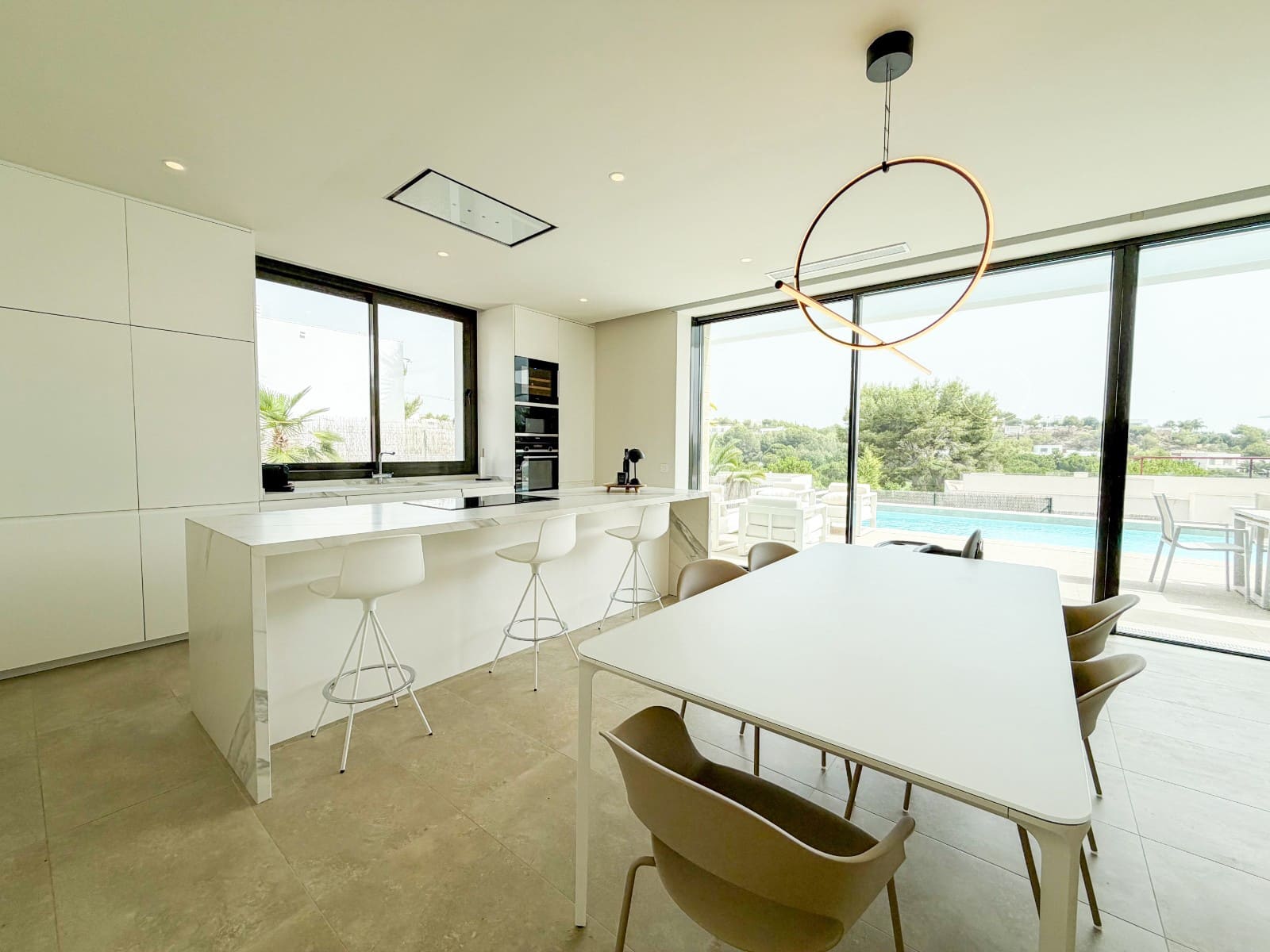3 sypialnia Willa na sprzedaż w Orihuela Costa z basenem garażem - 995 000 € (Ref: 10176965)