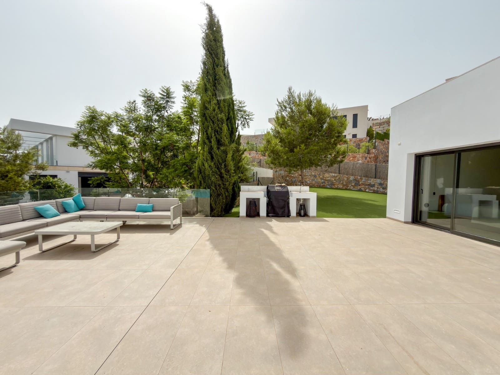 3 sypialnia Willa na sprzedaż w Orihuela Costa z basenem garażem - 995 000 € (Ref: 10176965)
