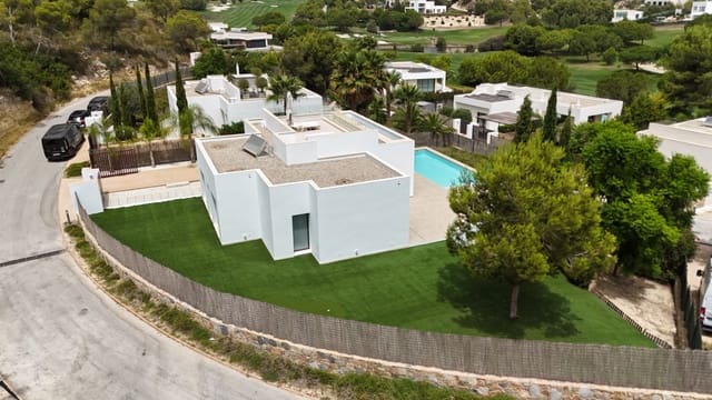 3 sypialnia Willa na sprzedaż w Las Colinas Golf, Orihuela z basenem garażem - 995 000 € (Ref: 10176965)