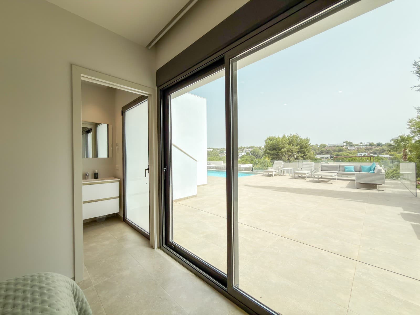 3 sypialnia Willa na sprzedaż w Orihuela Costa z basenem garażem - 995 000 € (Ref: 10176965)