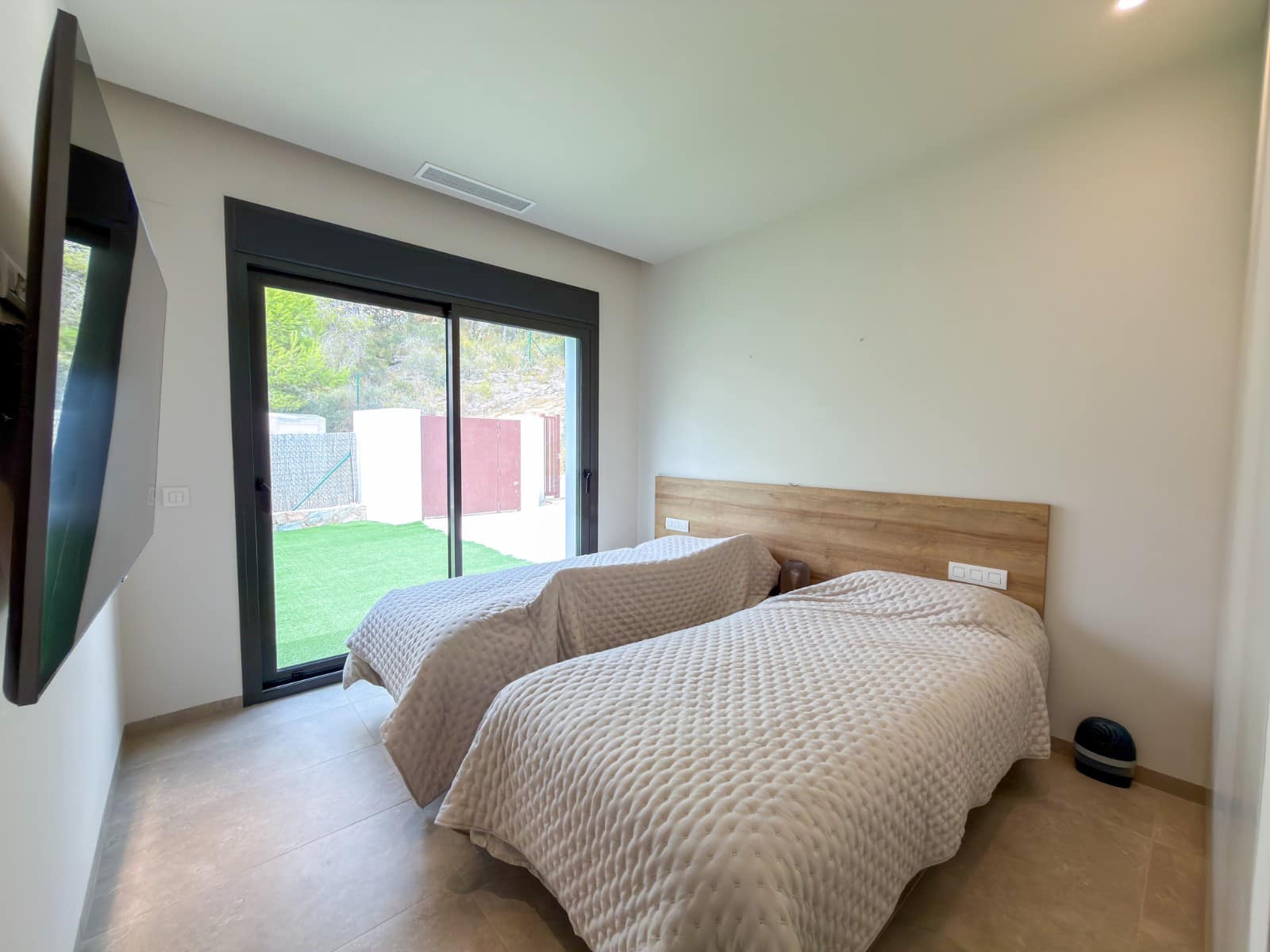 3 sypialnia Willa na sprzedaż w Orihuela Costa z basenem garażem - 995 000 € (Ref: 10176965)