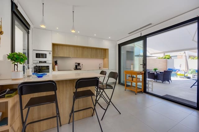 4 camera da letto Villa in vendita in Benijófar con piscina - 479.000 € (Rif: 10176966)