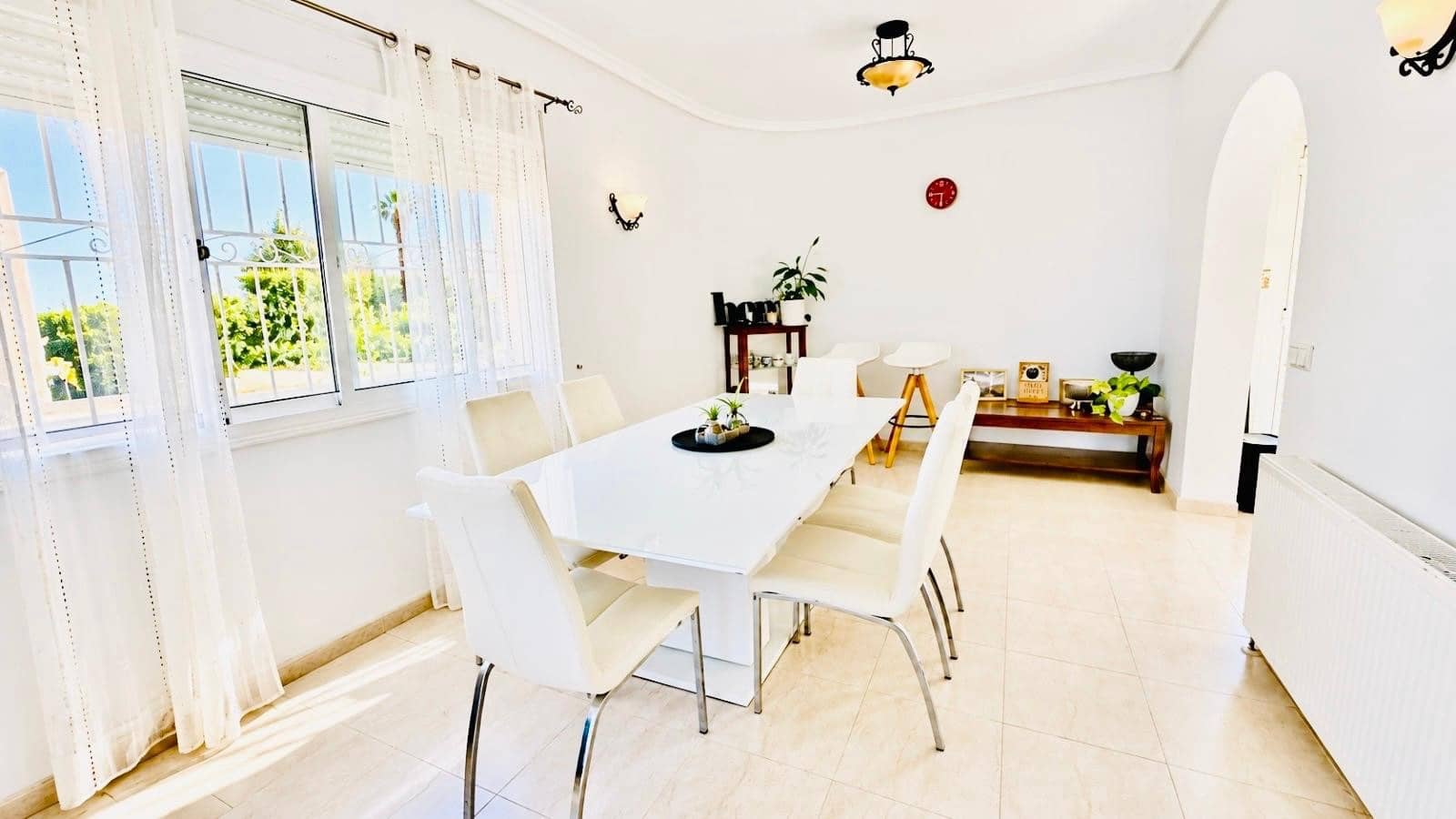 4 sypialnia Willa na sprzedaż w Ciudad Quesada z basenem garażem - 569 000 € (Ref: 10176968)