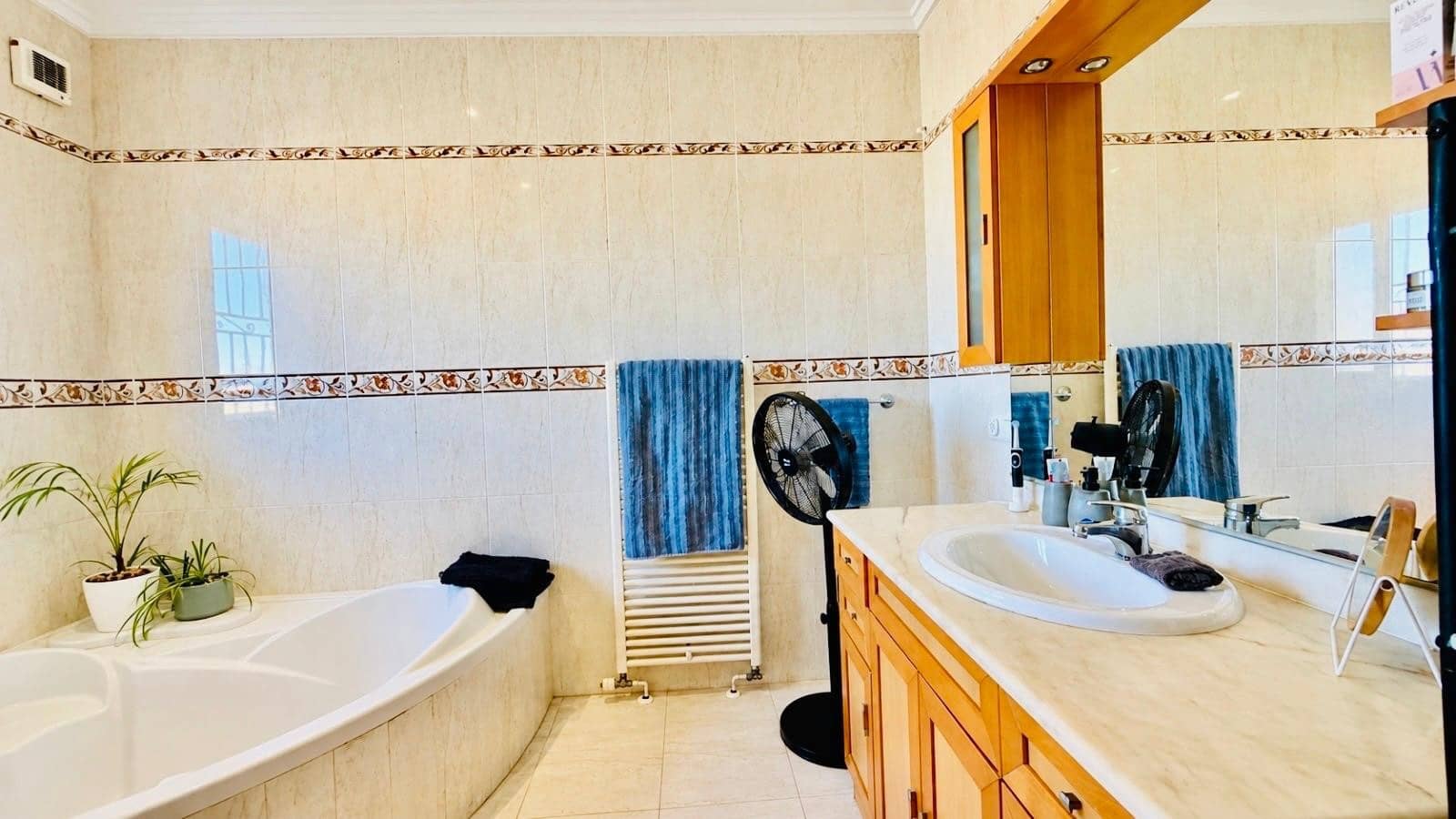 4 sypialnia Willa na sprzedaż w Ciudad Quesada z basenem garażem - 569 000 € (Ref: 10176968)