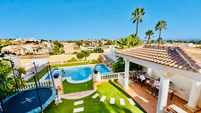 4 sypialnia Willa na sprzedaż w Ciudad Quesada, Rojales z basenem garażem - 569 000 € (Ref: 10176968)
