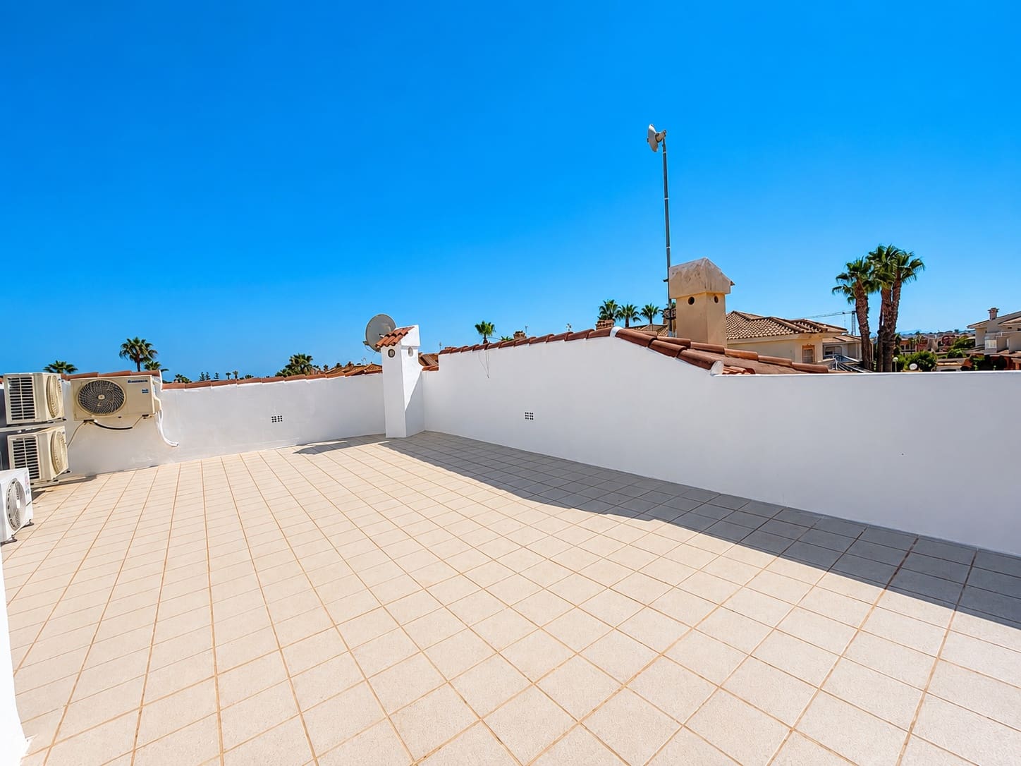 3 slaapkamer Villa te koop in Ciudad Quesada met zwembad garage - € 450.000 (Ref: 10176969)