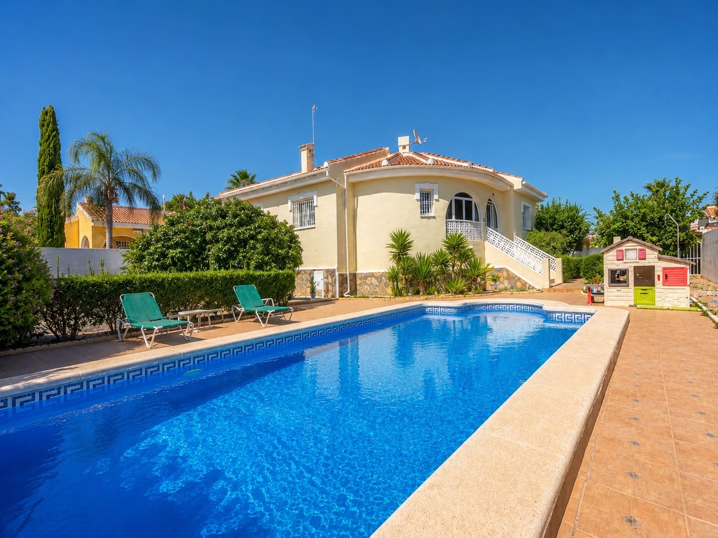 3 slaapkamer Villa te koop in Ciudad Quesada met zwembad garage - € 450.000 (Ref: 10176969)
