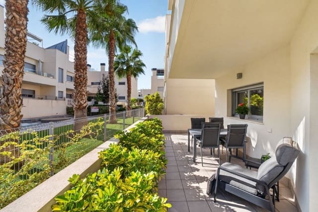 3 quarto Moradia Geminada para venda em La Veleta, Torrevieja com piscina garagem - 439 000 € (Ref: 10176973)