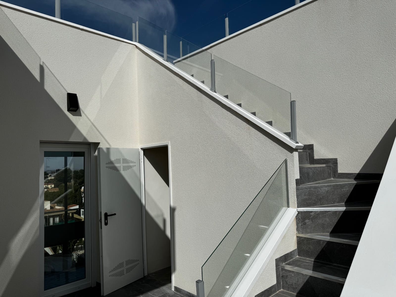 5 Zimmer Villa zu verkaufen in Los Balcones mit Pool Garage - 849.000 € (Ref: 10176975)