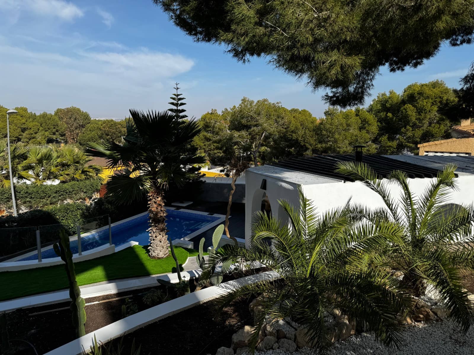 5 Zimmer Villa zu verkaufen in Los Balcones mit Pool Garage - 849.000 € (Ref: 10176975)