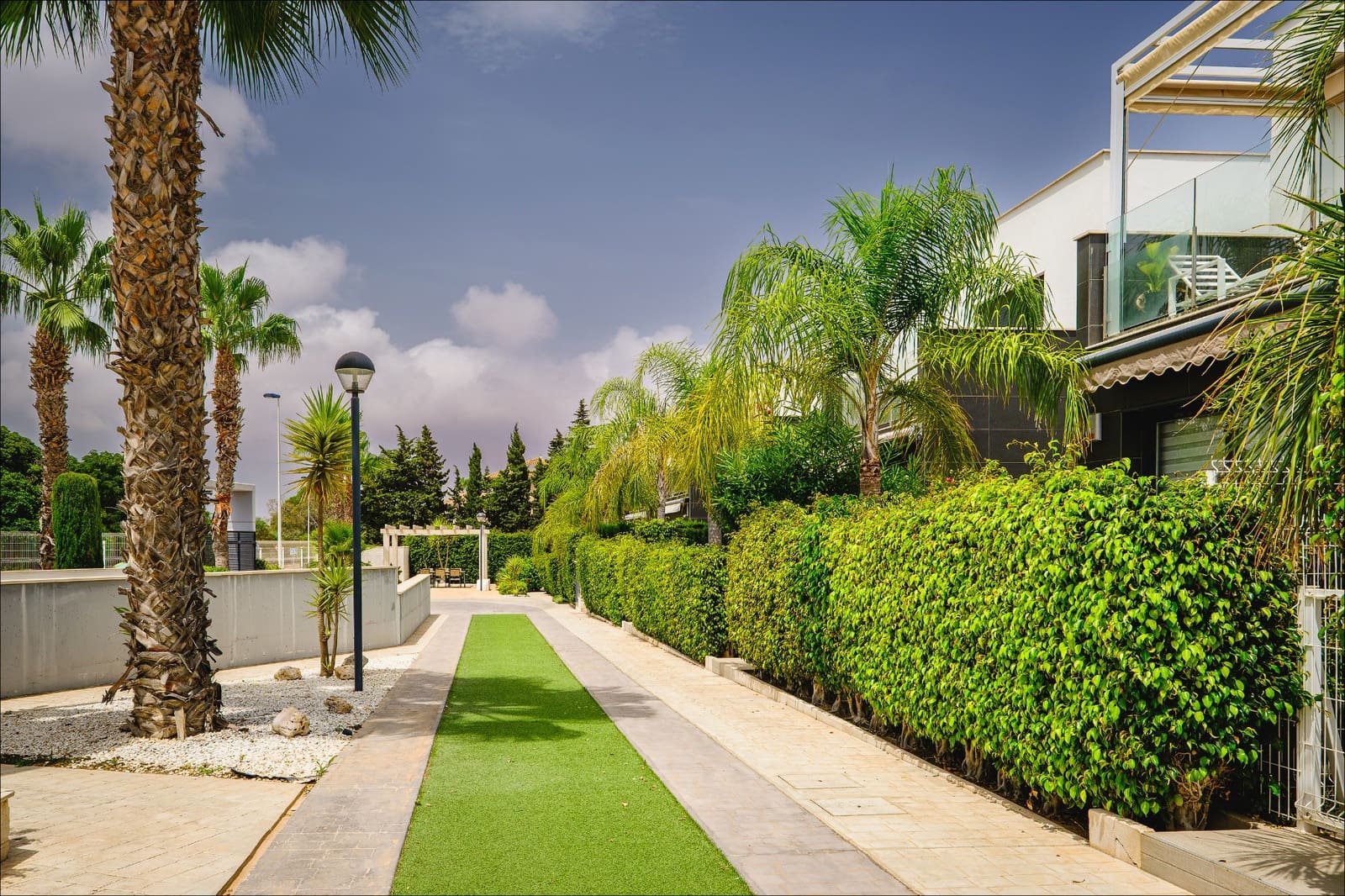 Apartamento de 2 habitaciones en Orihuela Costa en venta con piscina garaje - 285.000 € (Ref: 10176977)