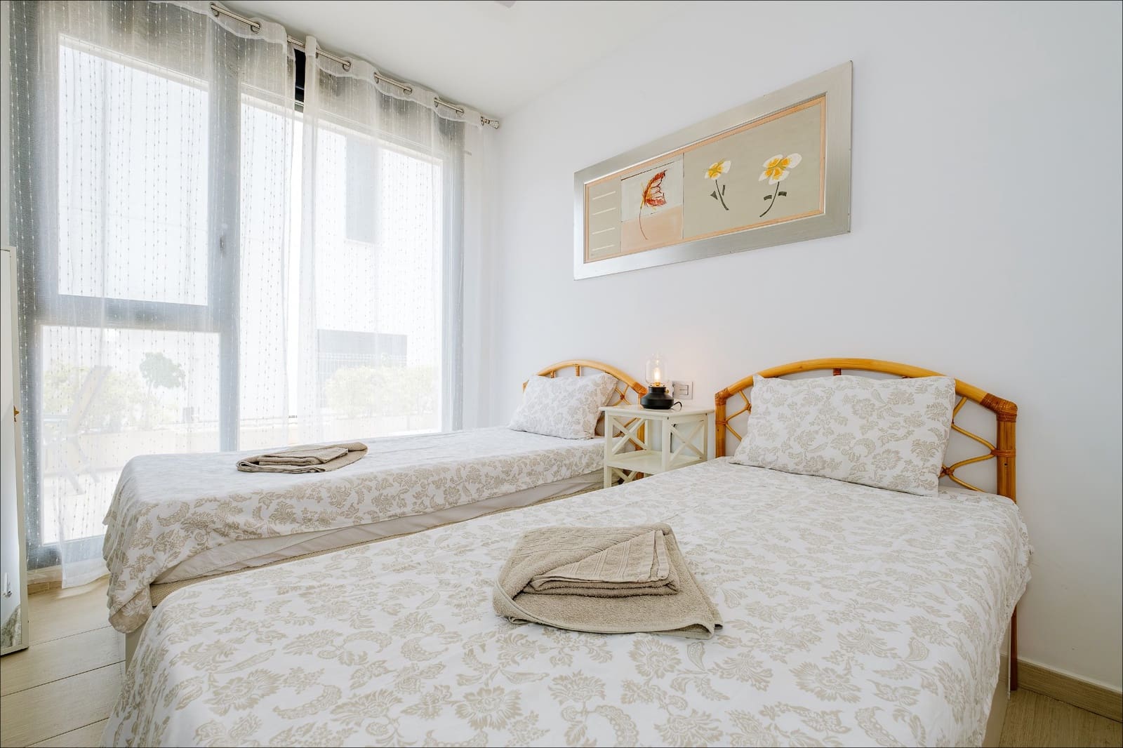 Apartamento de 2 habitaciones en Orihuela Costa en venta con piscina garaje - 285.000 € (Ref: 10176977)