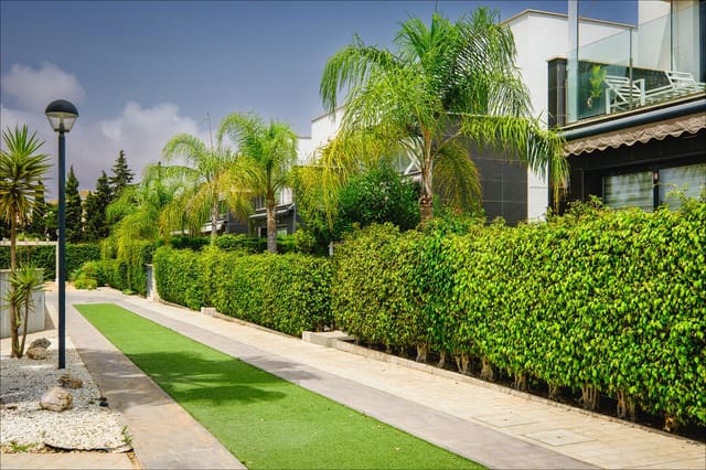 2 bedroom Apartment for sale in Punta Prima, Orihuela with pool garage - € 285,000 (Ref: 10176977)