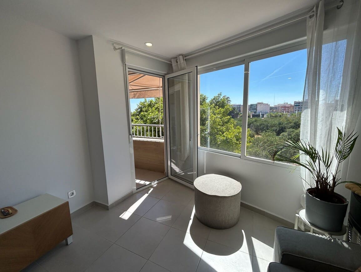 Apartamento de 3 habitaciones en Torrevieja en venta - 246.000 € (Ref: 10176979)