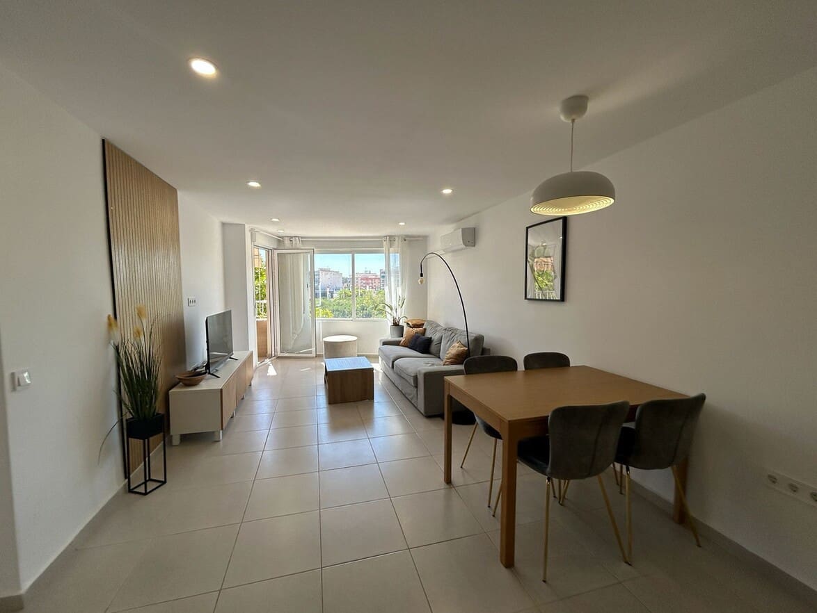 Apartamento de 3 habitaciones en Torrevieja en venta - 246.000 € (Ref: 10176979)