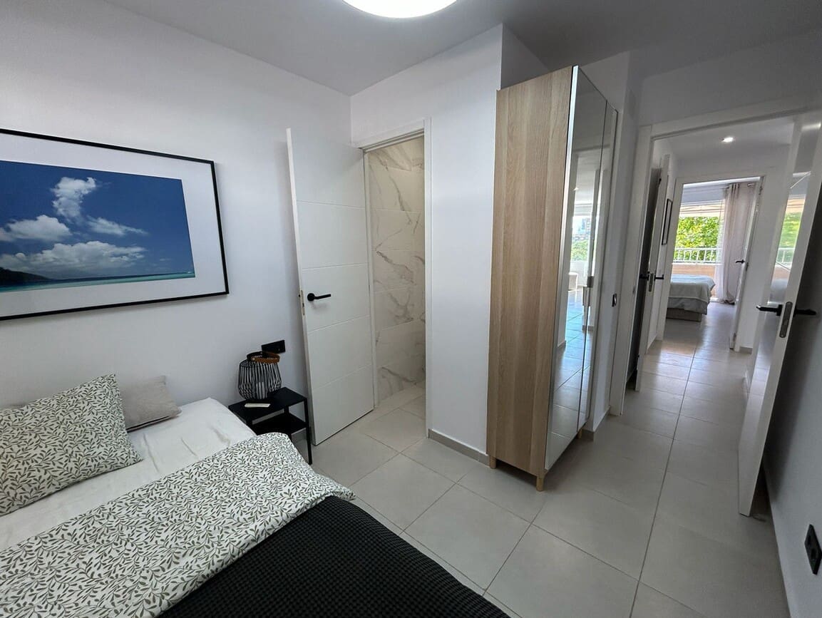 Apartamento de 3 habitaciones en Torrevieja en venta - 246.000 € (Ref: 10176979)
