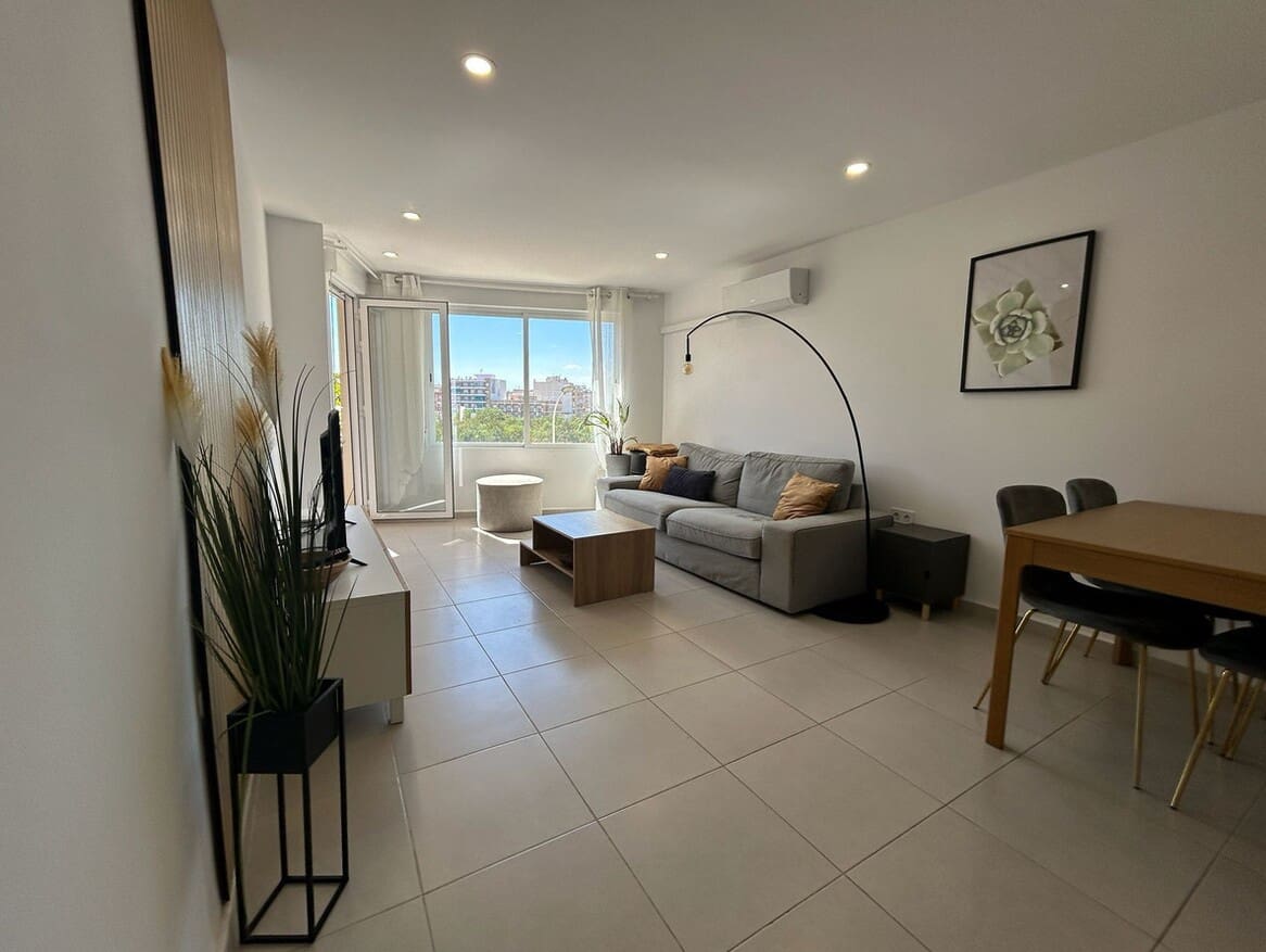 Apartamento de 3 habitaciones en Torrevieja en venta - 246.000 € (Ref: 10176979)