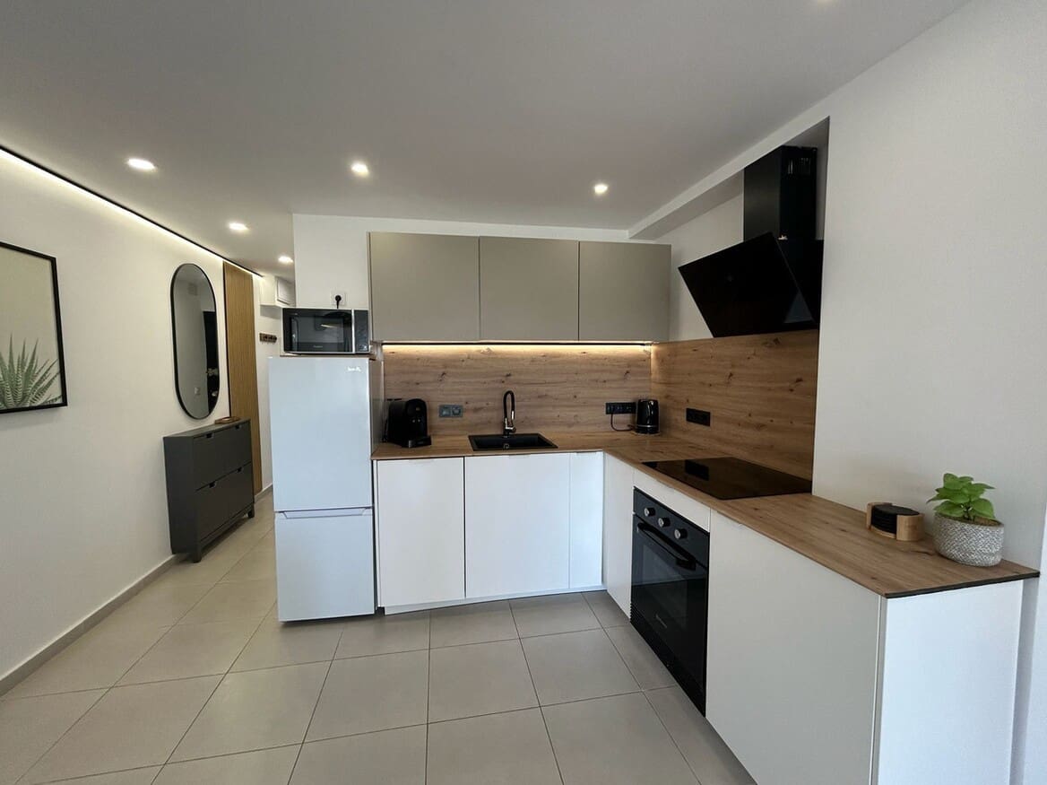 Apartamento de 3 habitaciones en Torrevieja en venta - 246.000 € (Ref: 10176979)