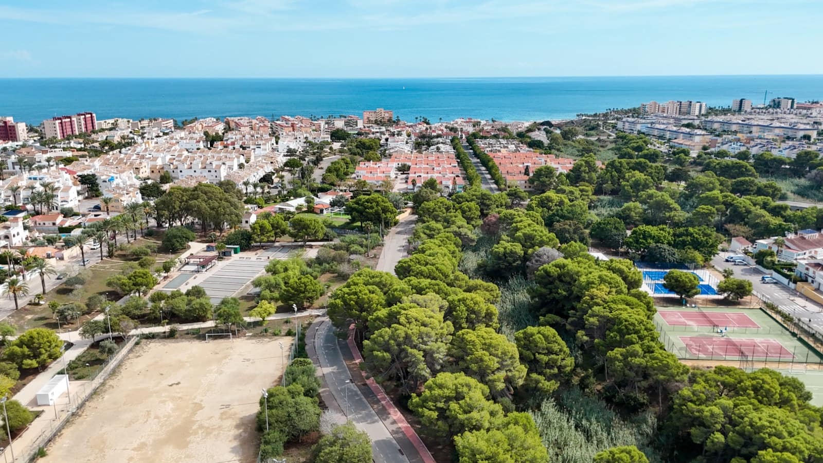 3 quarto Moradia para venda em Pilar de la Horadada com piscina - 395 000 € (Ref: 10176983)