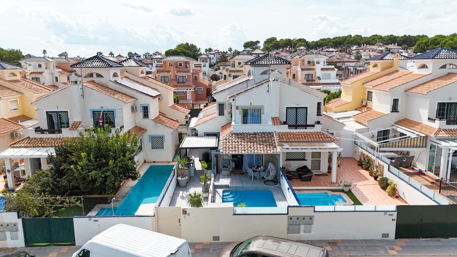 3 quarto Moradia para venda em Pilar de la Horadada com piscina - 395 000 € (Ref: 10176983)