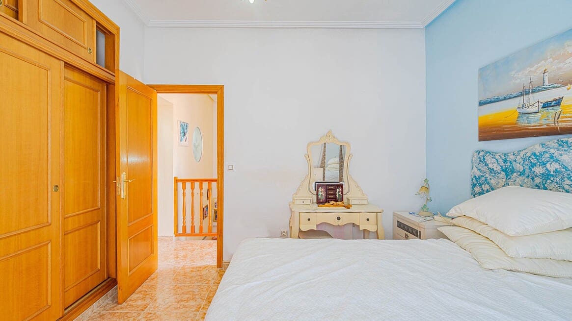 3 slaapkamer Huis te koop in Orihuela Costa met zwembad garage - € 265.000 (Ref: 10177568)