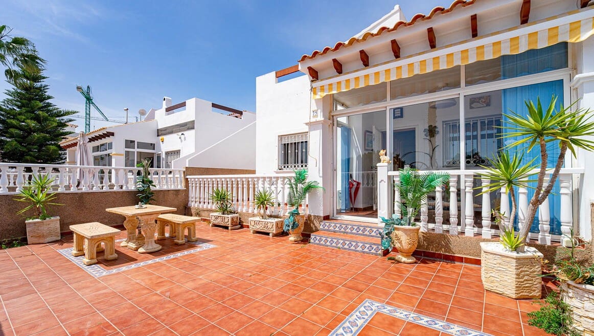 3 slaapkamer Huis te koop in Orihuela Costa met zwembad garage - € 265.000 (Ref: 10177568)