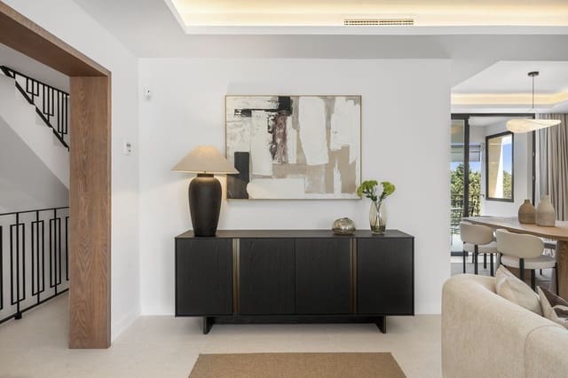 4 slaapkamer Huis te koop in Marbella met zwembad garage - € 1.650.000 (Ref: 10179269)