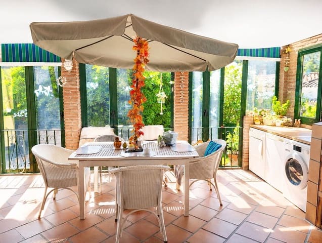 2 soverom Villa til salgs i Benahavís pueblo, Benahavís med garasje - € 795 000 (Ref: 10179271)
