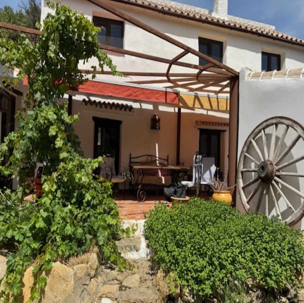 4 chambre Finca/Maison de Campagne à vendre à Casares avec piscine garage - 775 000 € (Ref: 10179274)
