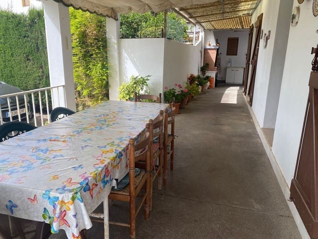 Chalet de 5 habitaciones en Los Llanos, Estepona en venta con piscina - 689.000 € (Ref: 10179277)