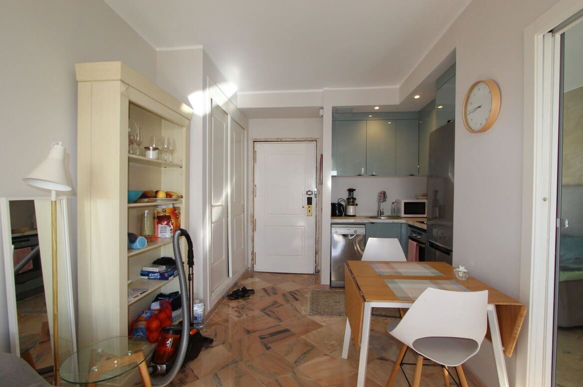1 slaapkamer Appartement te koop in Elviria met zwembad garage - € 360.000 (Ref: 10179278)