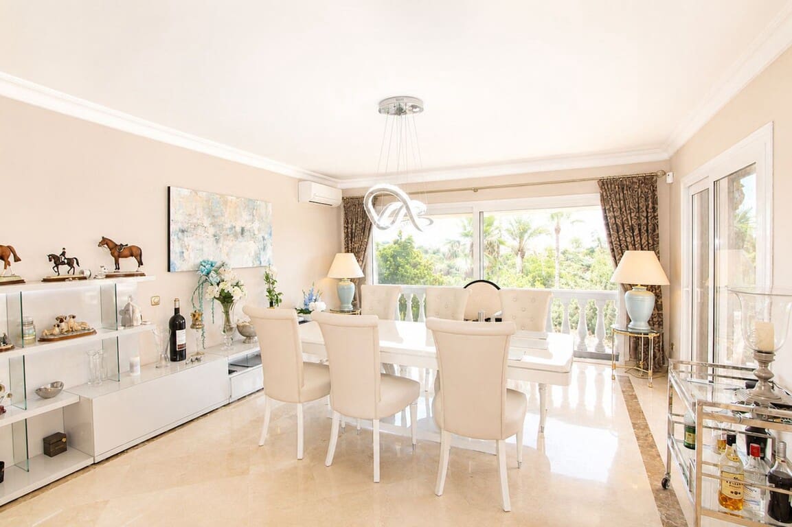 4 Zimmer Villa zu verkaufen in Elviria mit Pool Garage - 1.500.000 € (Ref: 10179281)