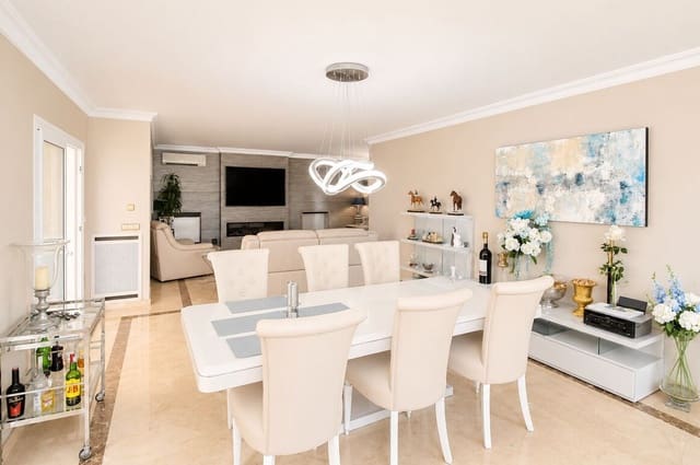 4 Zimmer Villa zu verkaufen in Elviria, Marbella mit Pool Garage - 1.500.000 € (Ref: 10179281)